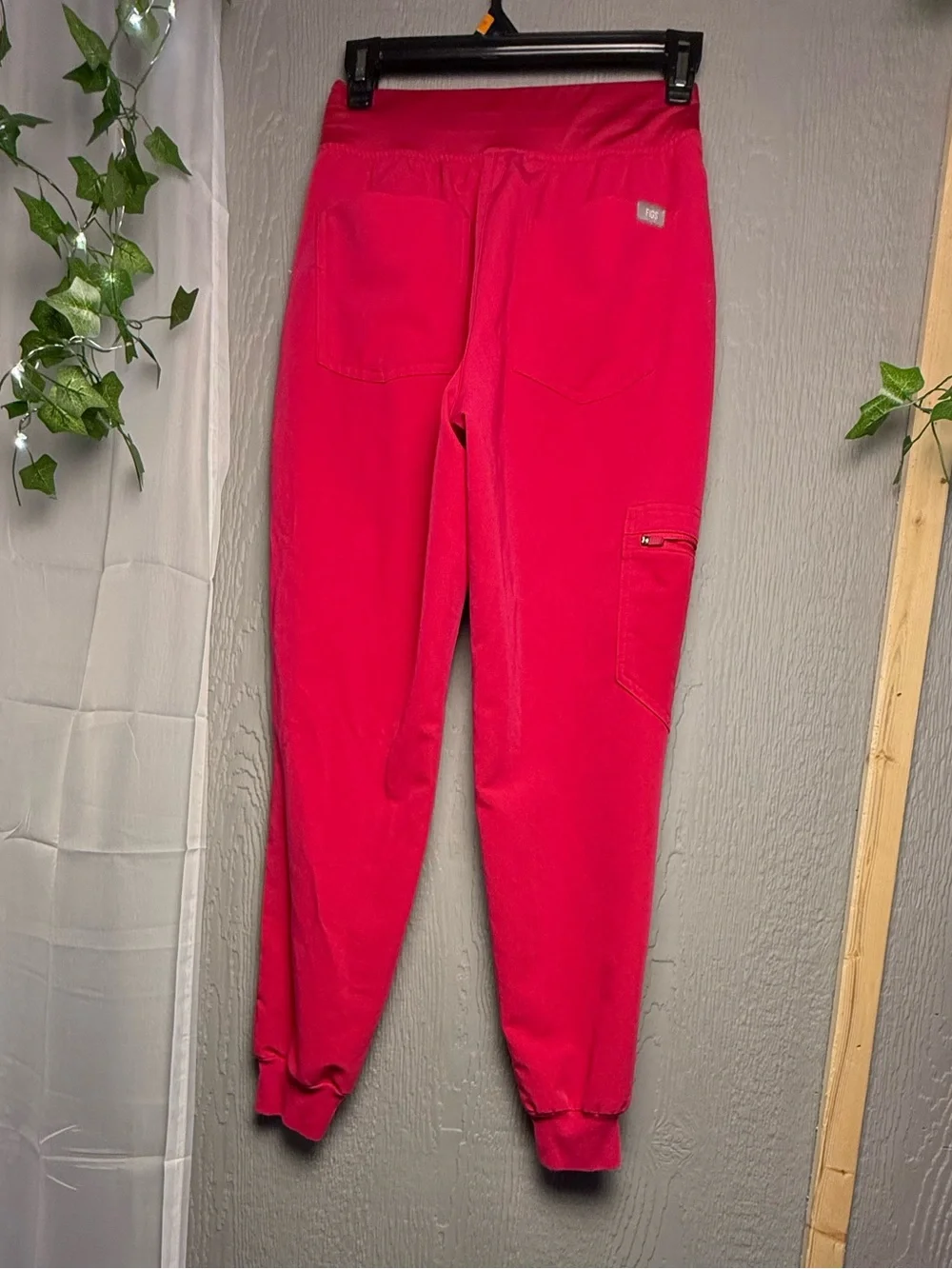 FIGS High Waisted Zamora Jogger Scrub Pants Hot Pink XS